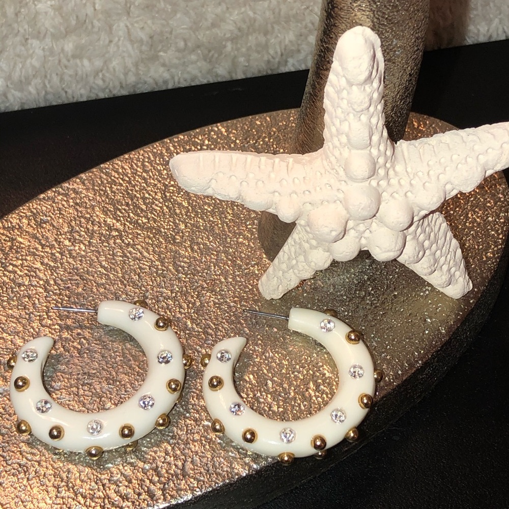 NEW Adrienne Arpel White, Gold & Crystal Hoops